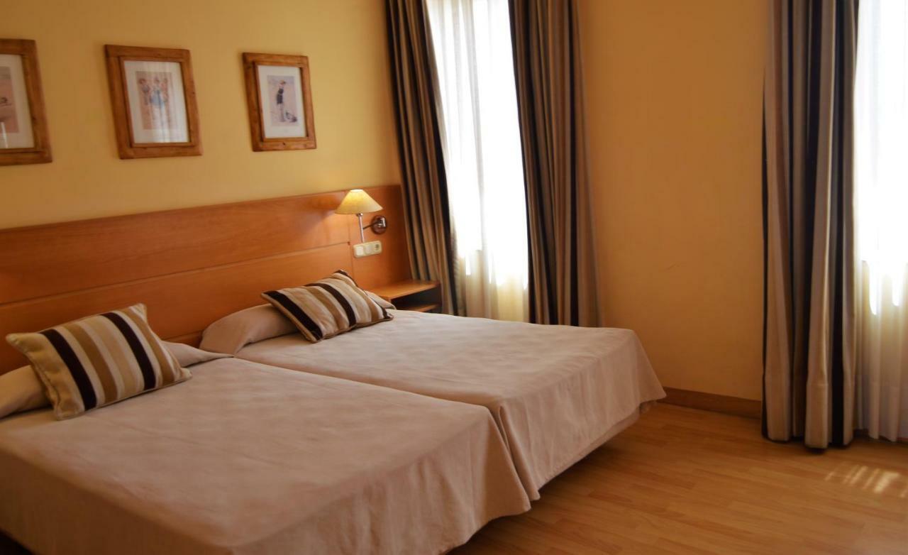 Hotel Ribera Del Duero Peñafiel Exterior foto