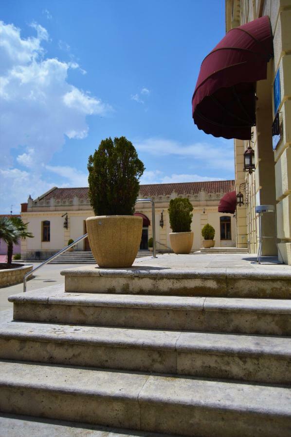 Hotel Ribera Del Duero Peñafiel Exterior foto